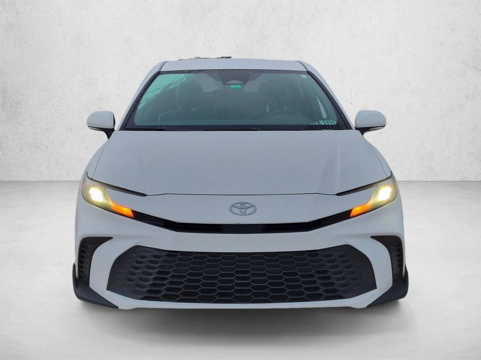 2025 Toyota Camry SE (Natl)