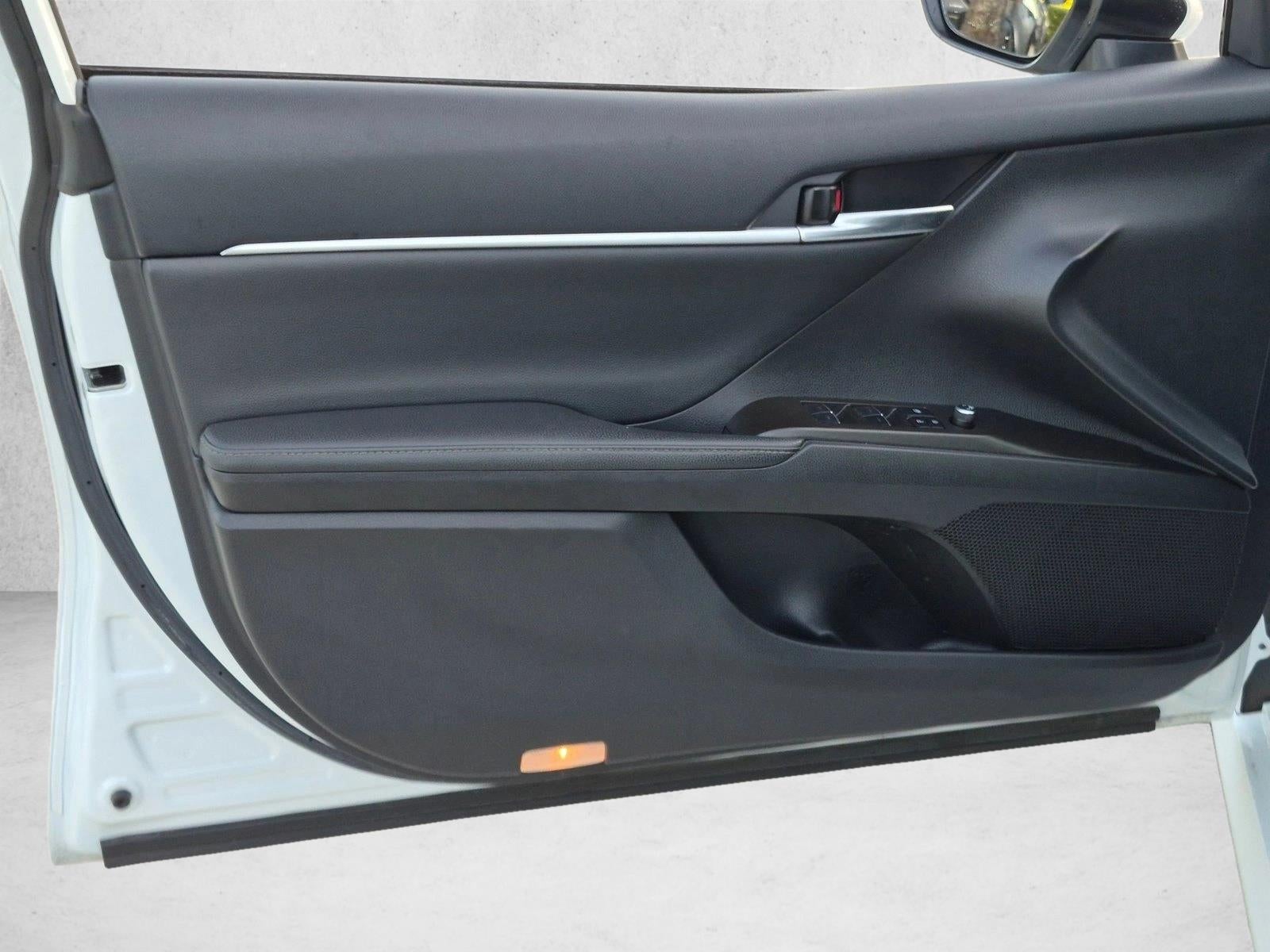 2023 Toyota Camry XLE Auto (SE)