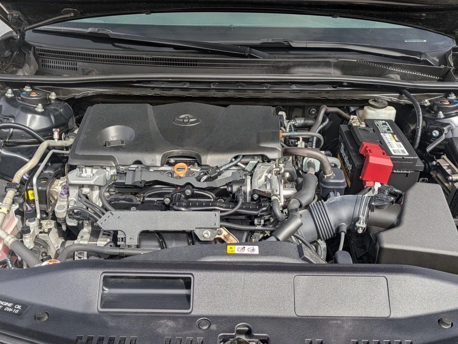 2020 Toyota Camry SE Auto (SE)