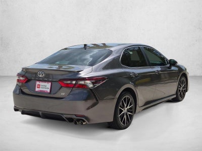 2023 Toyota Camry SE Auto (SE)