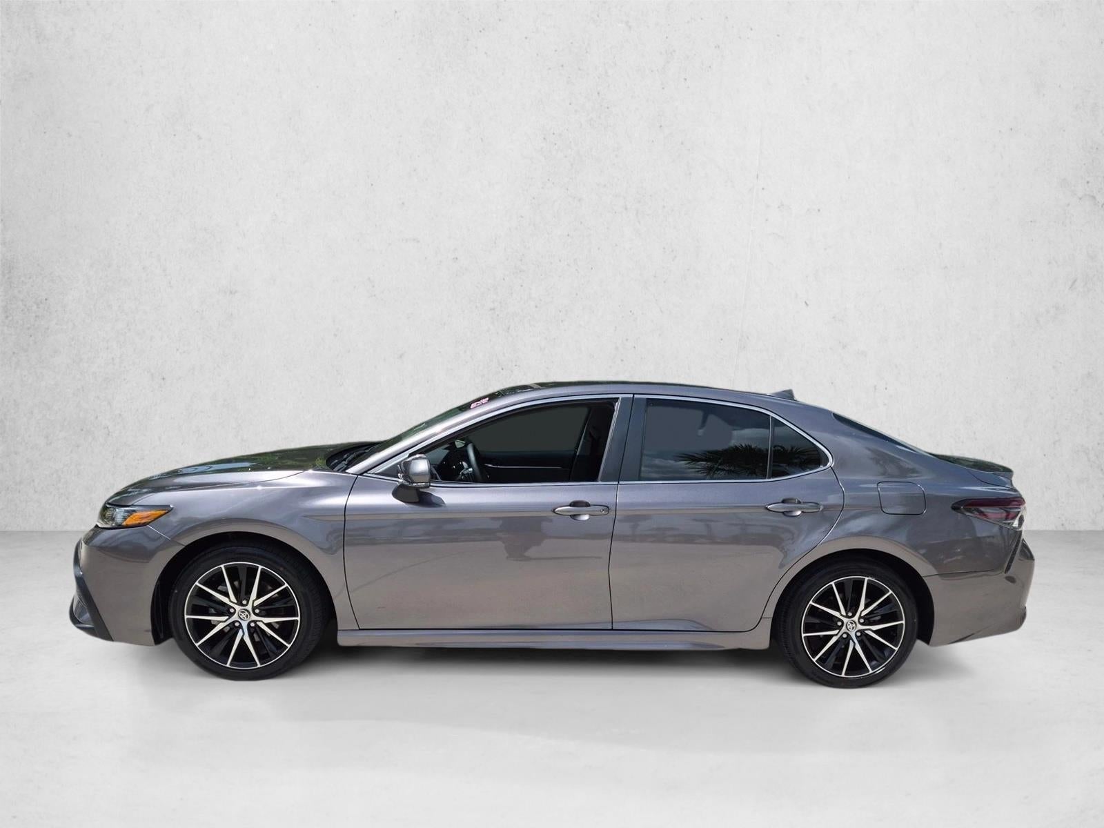 2023 Toyota Camry SE Auto (SE)