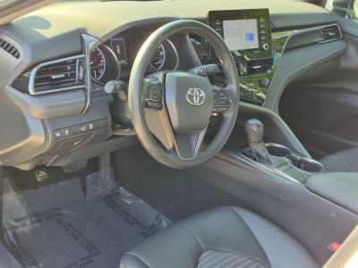 2024 Toyota Camry SE Auto (SE)