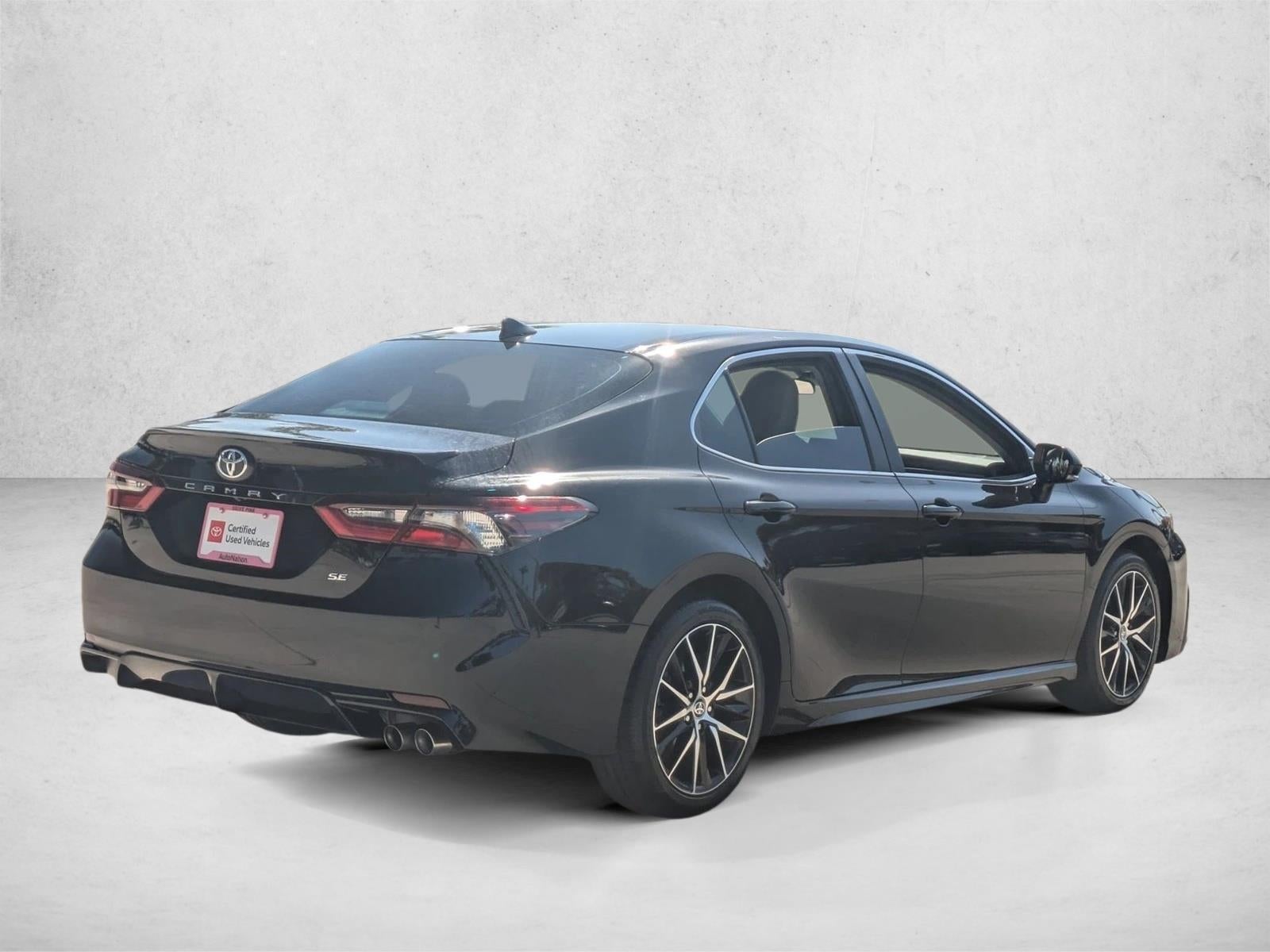 2023 Toyota Camry SE Auto (SE)