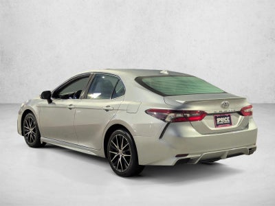 2023 Toyota Camry SE Auto (SE)