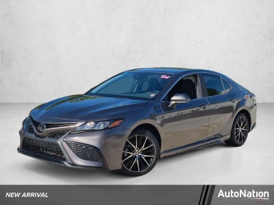 2024 Toyota Camry SE Auto (SE)