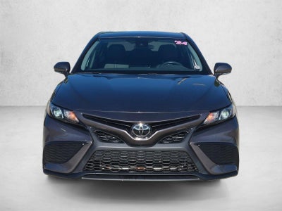 2024 Toyota Camry SE Auto (SE)