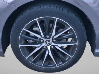 2024 Toyota Camry SE Auto (SE)