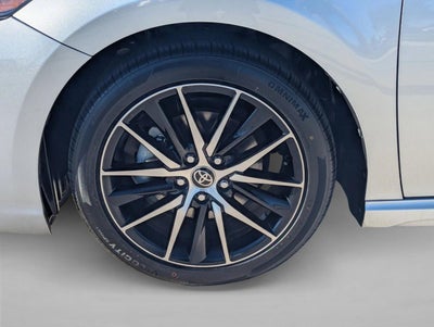 2021 Toyota Camry SE Auto (SE)