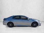 2021 Toyota Camry SE Auto (SE)
