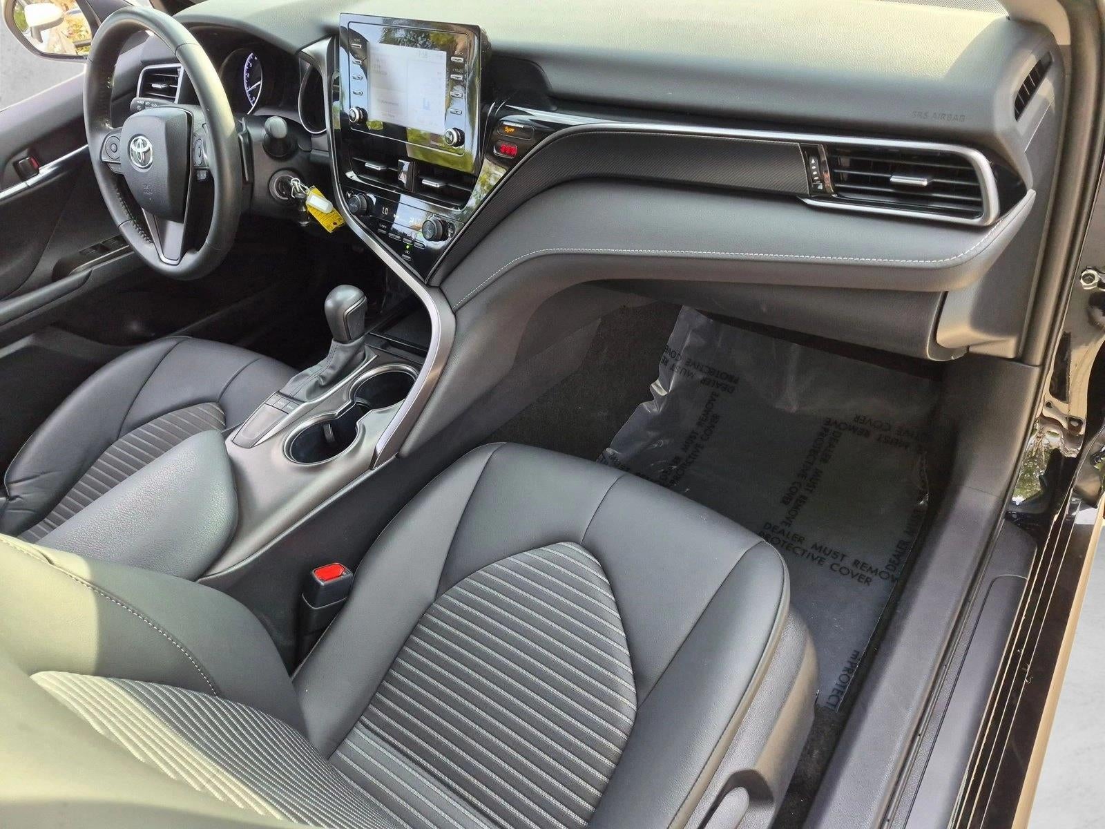 2024 Toyota Camry SE Auto (SE)