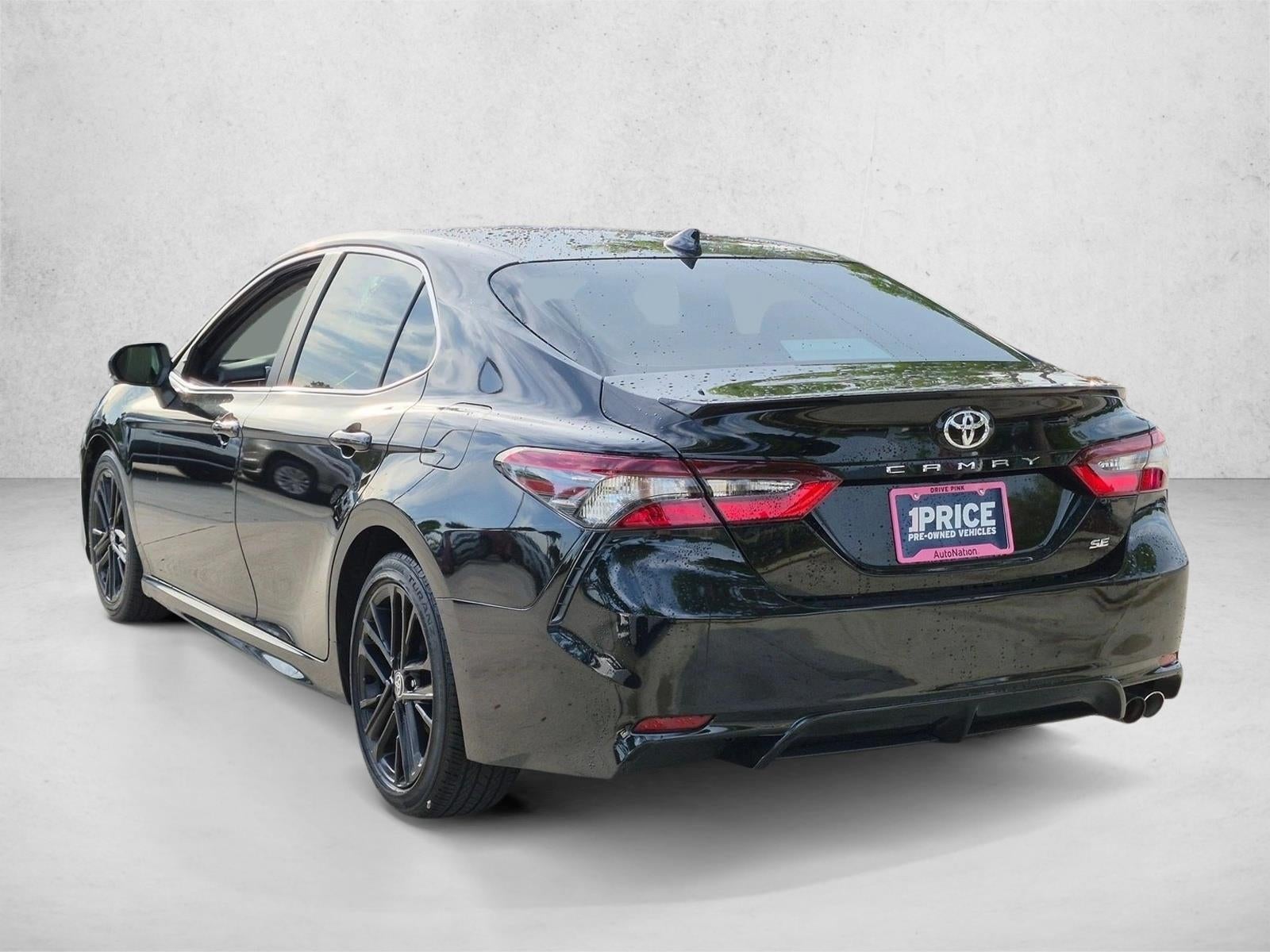 2024 Toyota Camry SE Auto (SE)