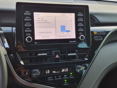2022 Toyota Camry SE Auto (SE)