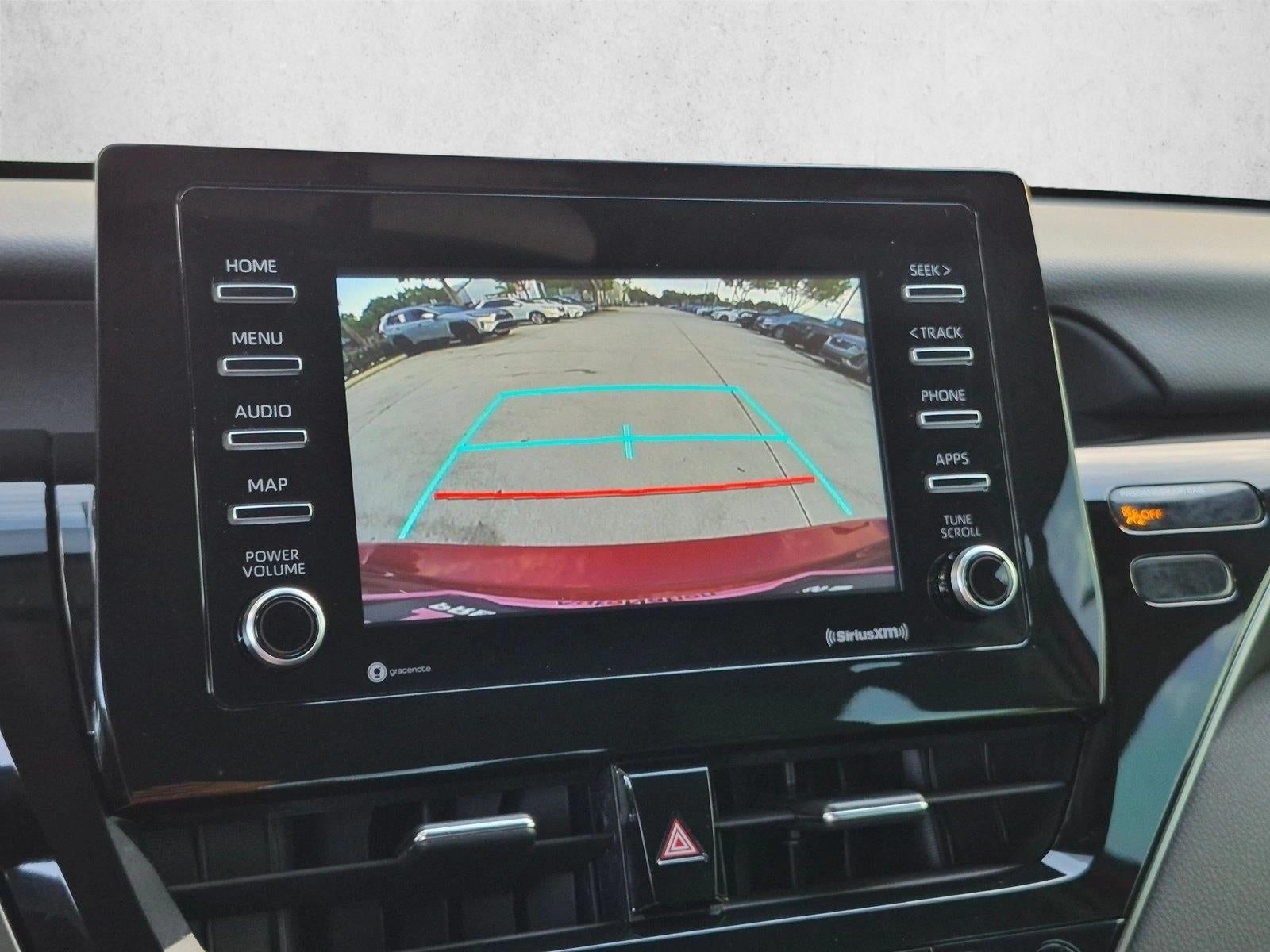 2022 Toyota Camry SE Auto (SE)