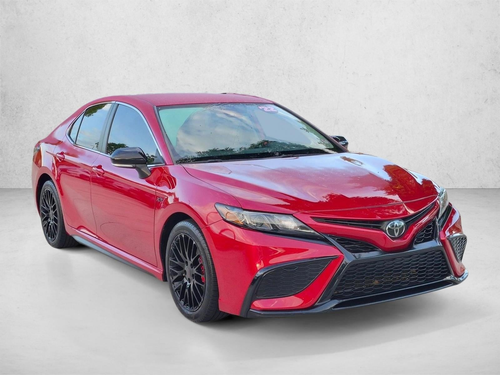 2022 Toyota Camry SE Auto (SE)