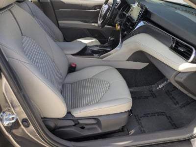 2024 Toyota Camry SE Auto (SE)