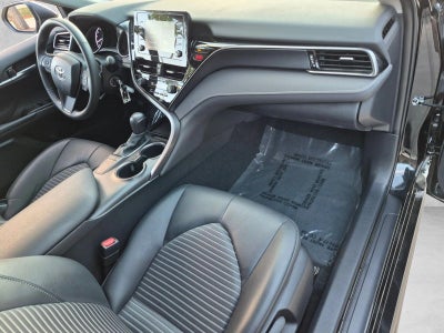2024 Toyota Camry SE Auto (SE)