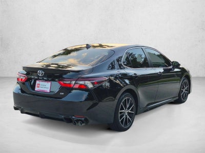 2024 Toyota Camry SE Auto (SE)