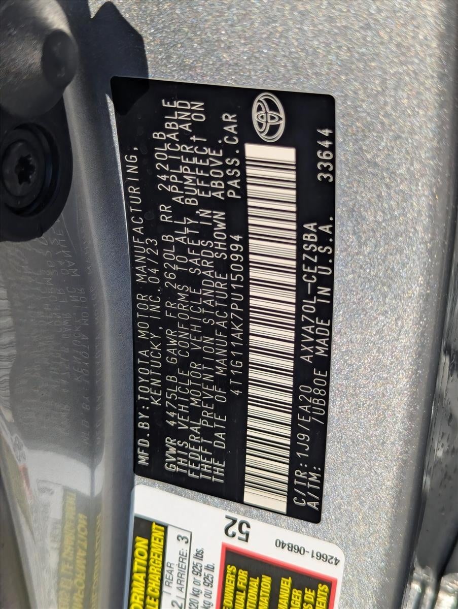 2023 Toyota Camry SE Auto (SE)