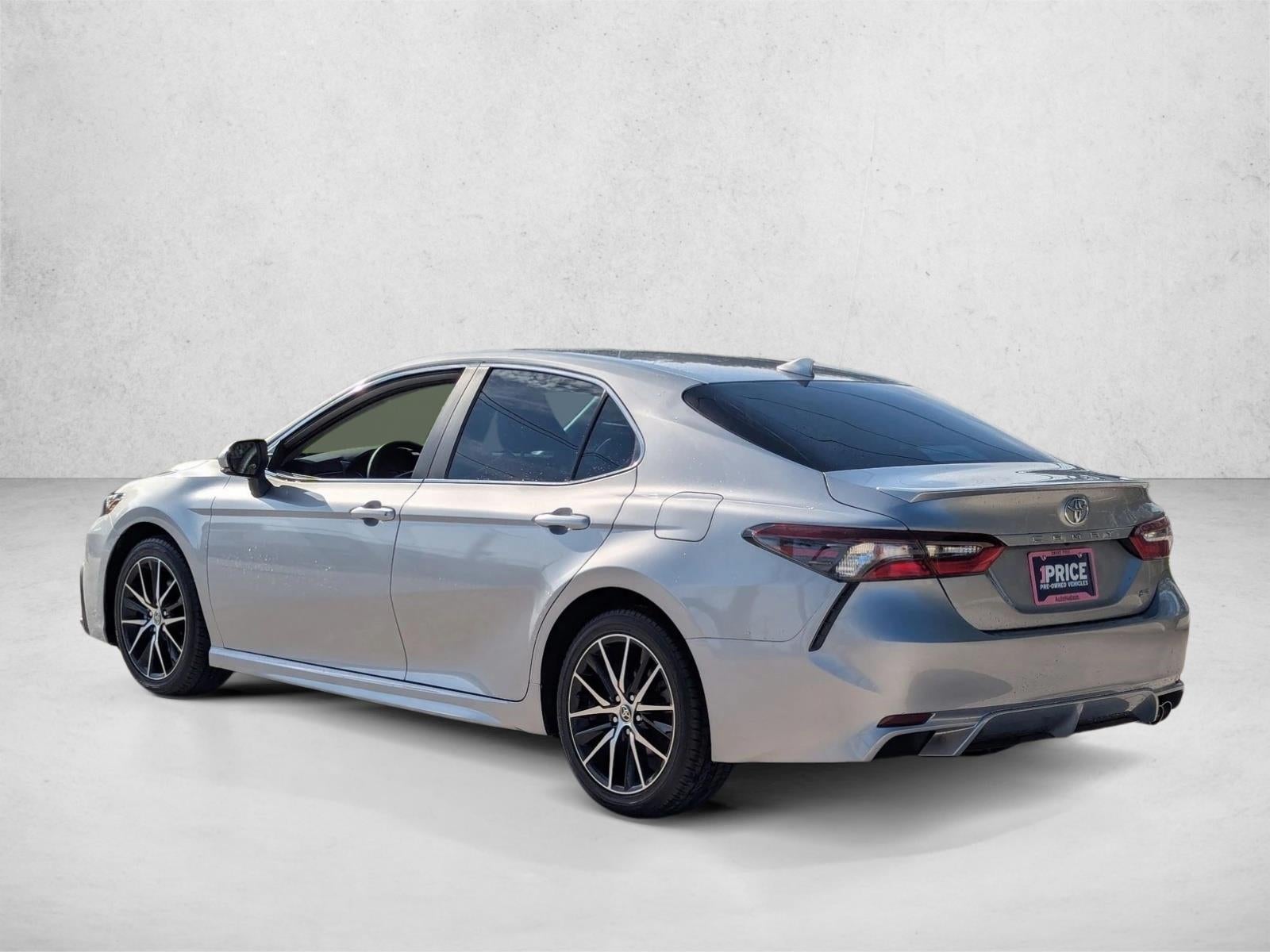 2023 Toyota Camry SE Auto (SE)