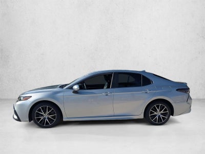 2023 Toyota Camry SE Auto (SE)