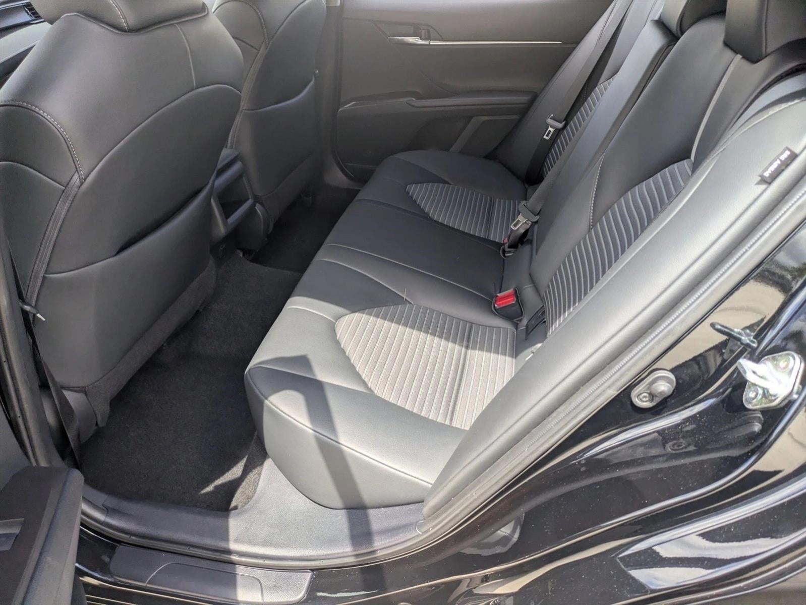 2024 Toyota Camry SE Auto (SE)