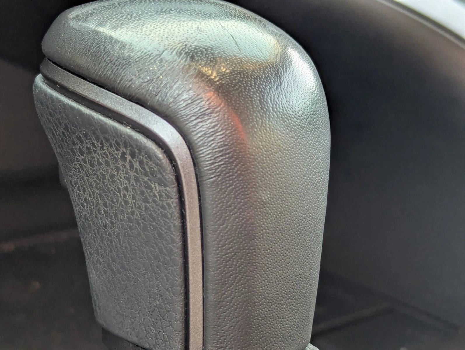 2024 Toyota Camry SE Auto (SE)