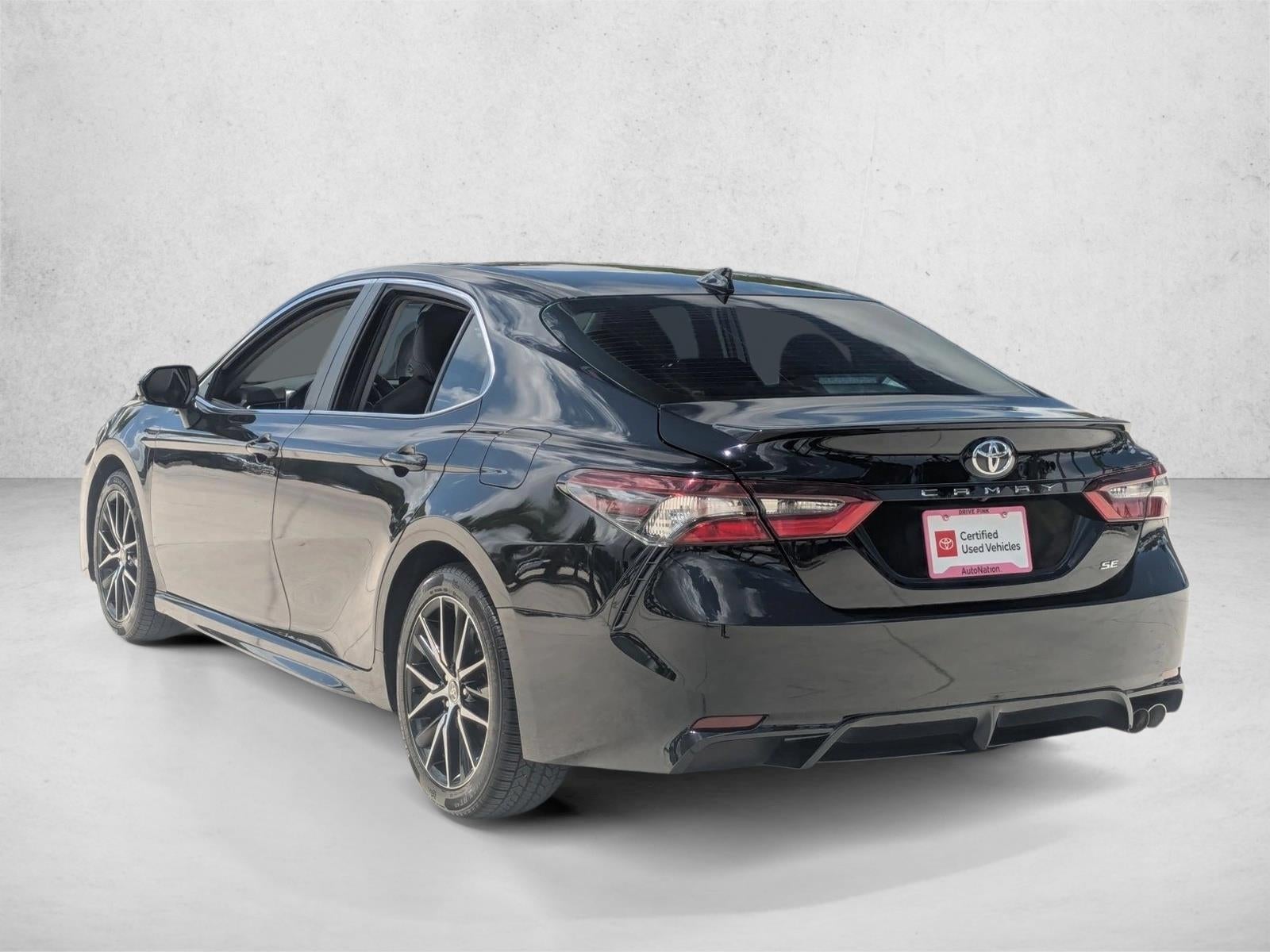 2024 Toyota Camry SE Auto (SE)