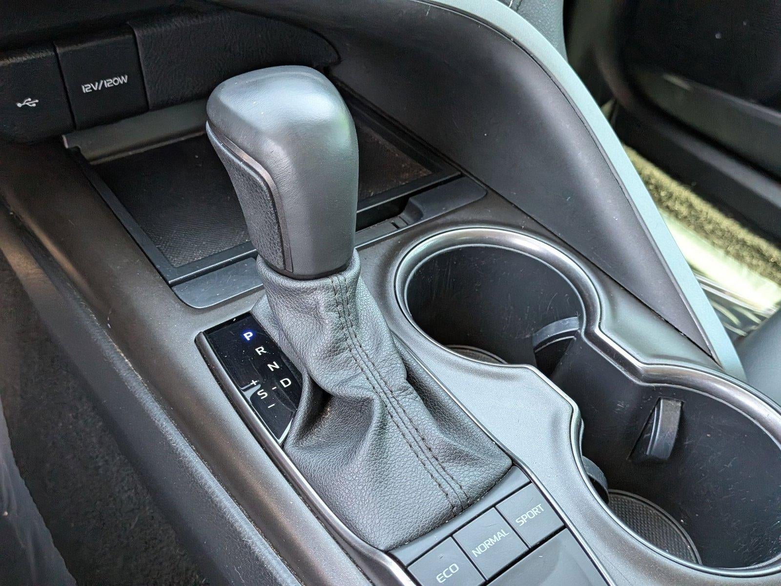 2023 Toyota Camry SE Auto (SE)