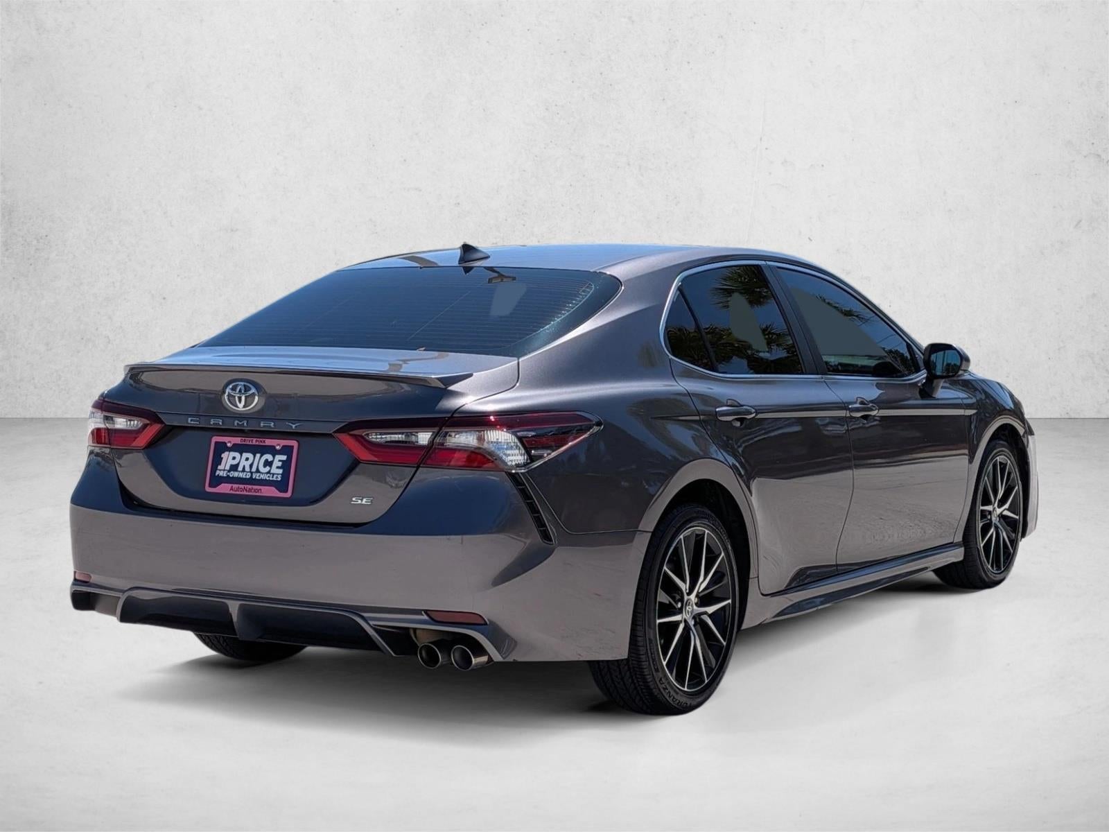 2023 Toyota Camry SE Auto (SE)