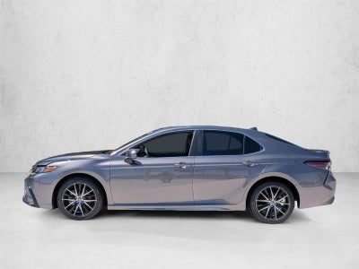 2023 Toyota Camry SE Auto (SE)