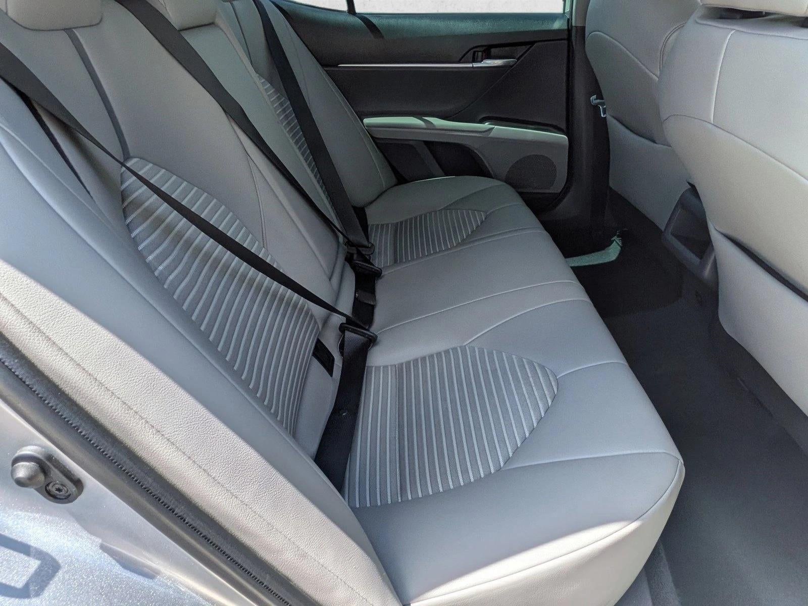2023 Toyota Camry SE Auto (SE)
