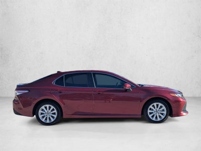 2020 Toyota Camry LE Auto (SE)