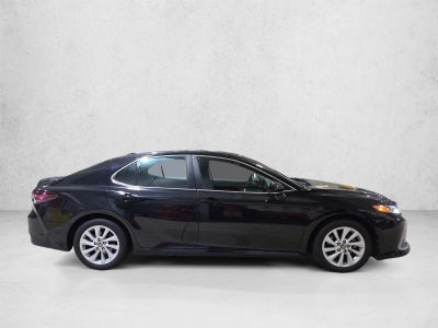 2024 Toyota Camry LE Auto (SE)