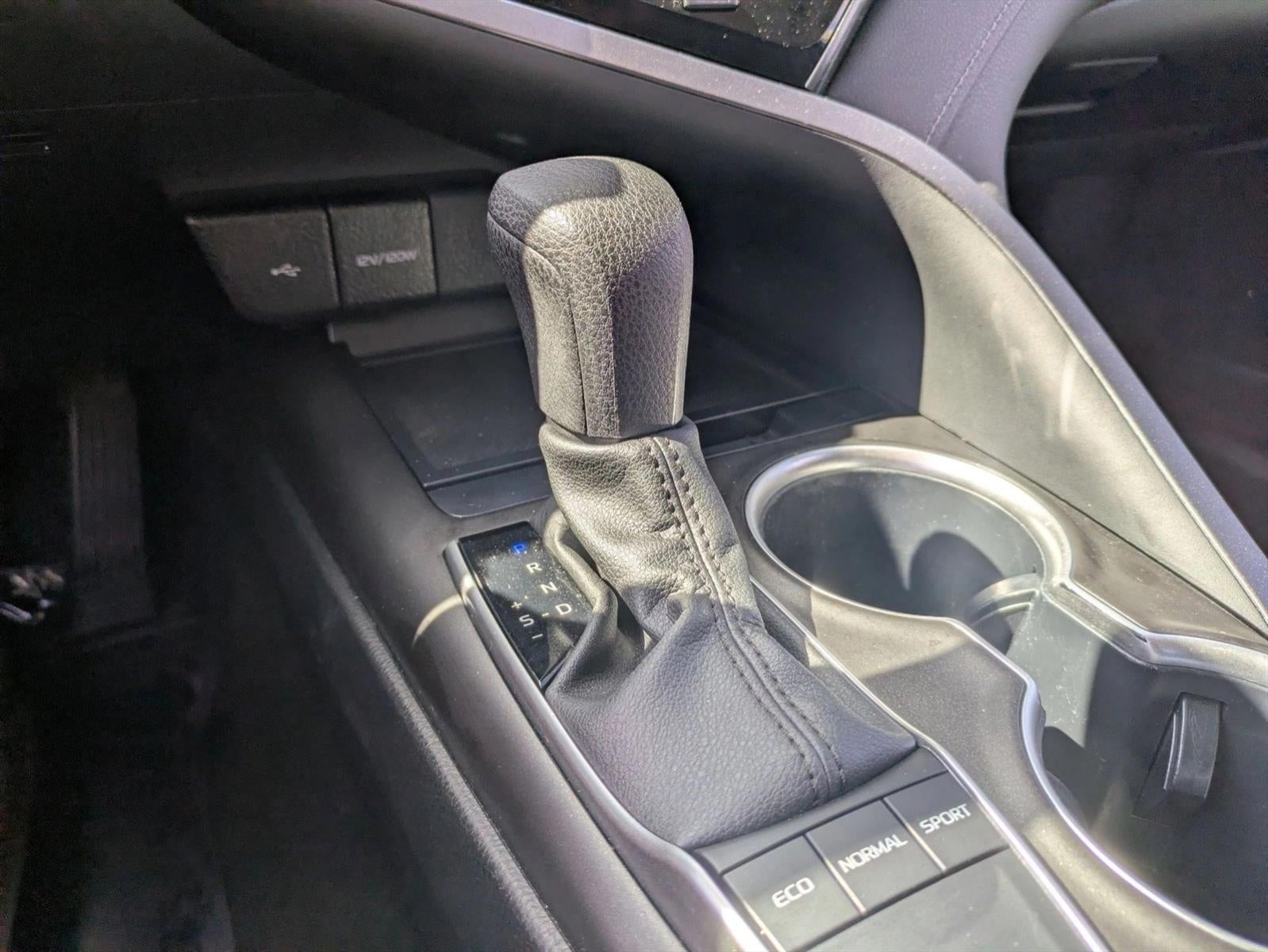 2023 Toyota Camry LE Auto (SE)