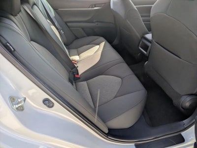 2023 Toyota Camry LE Auto (SE)