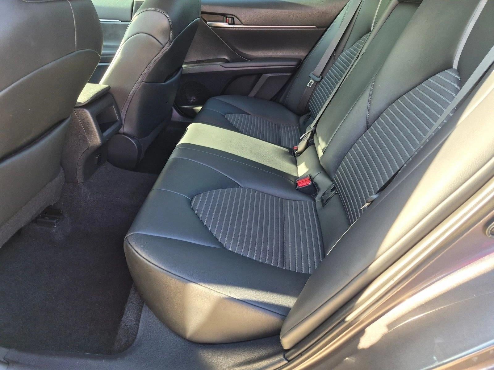 2023 Toyota Camry SE Auto (SE)