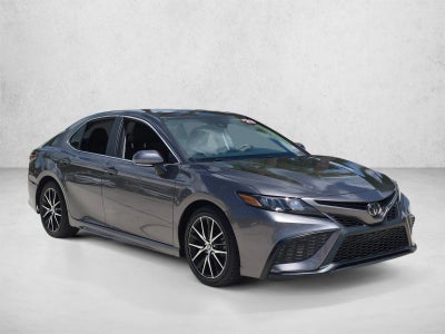 2023 Toyota Camry SE Auto (SE)