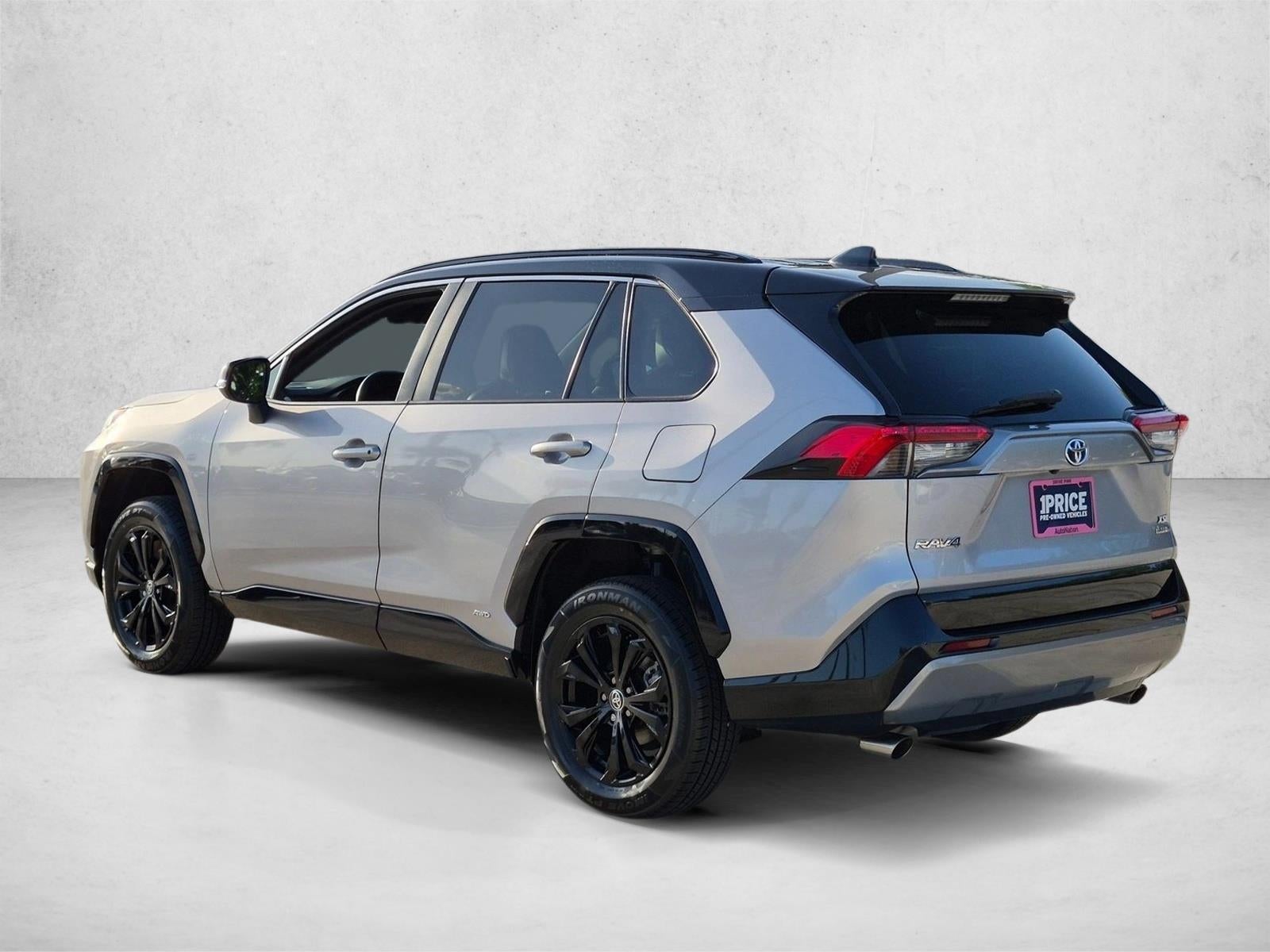 2022 Toyota RAV4 Hybrid XSE AWD (Natl)