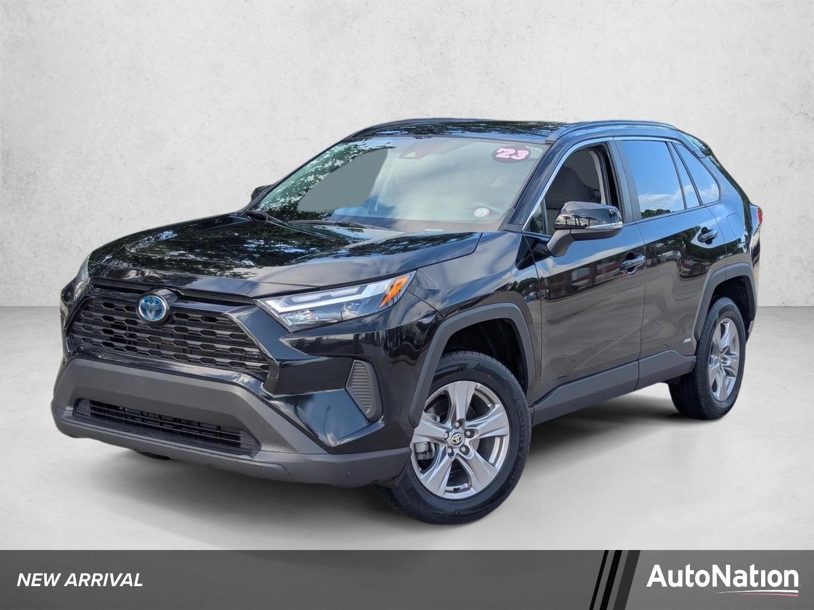 2023 Toyota RAV4 Hybrid XLE AWD (Natl)