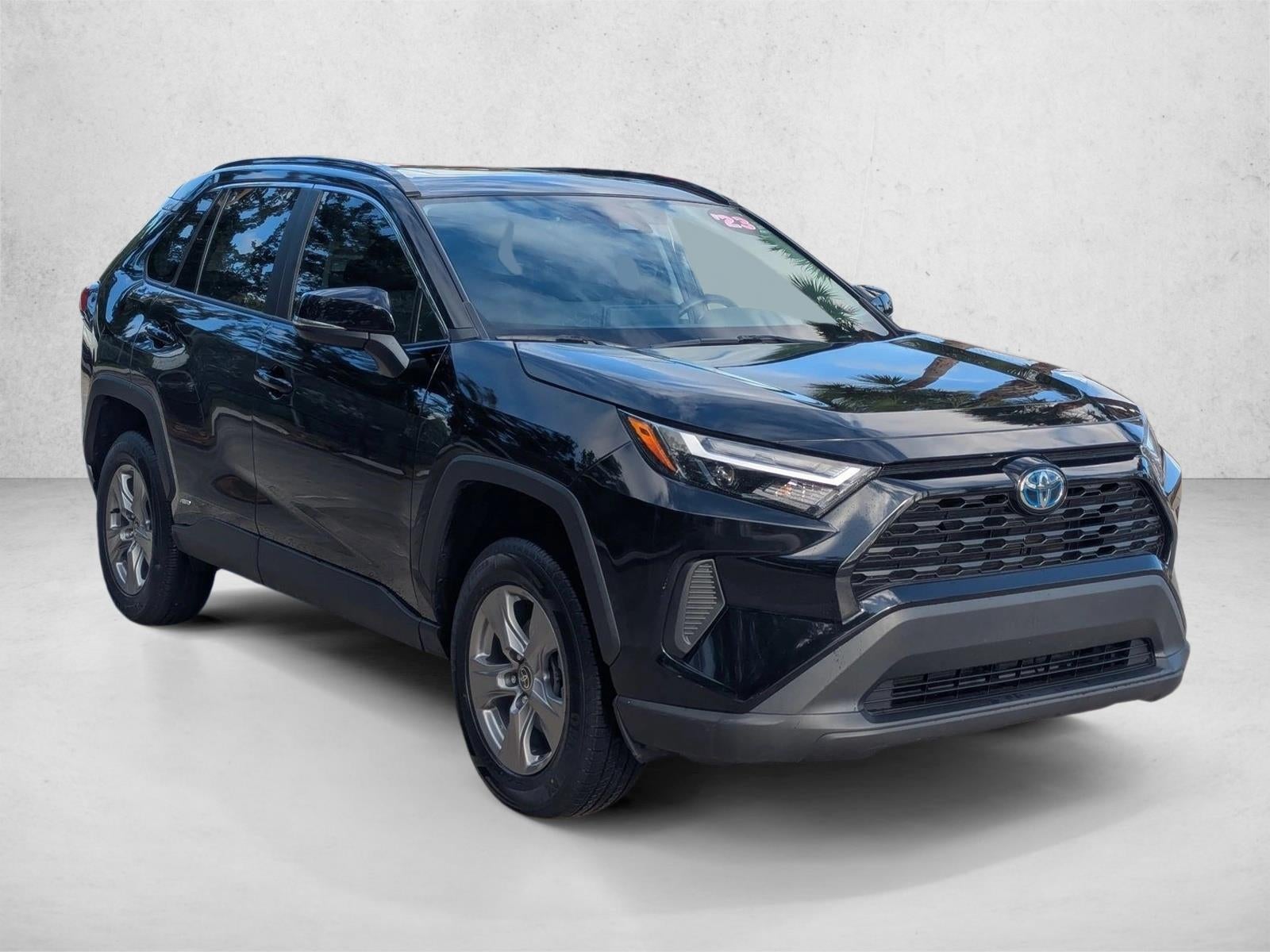 2023 Toyota RAV4 Hybrid XLE AWD (Natl)