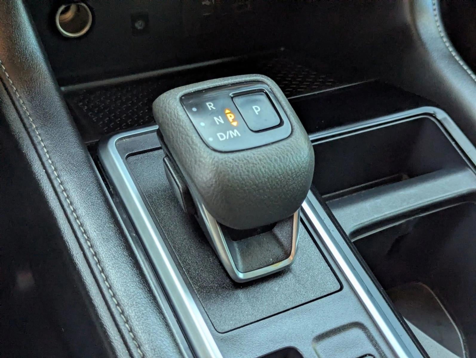 2024 Nissan Pathfinder SL 2WD