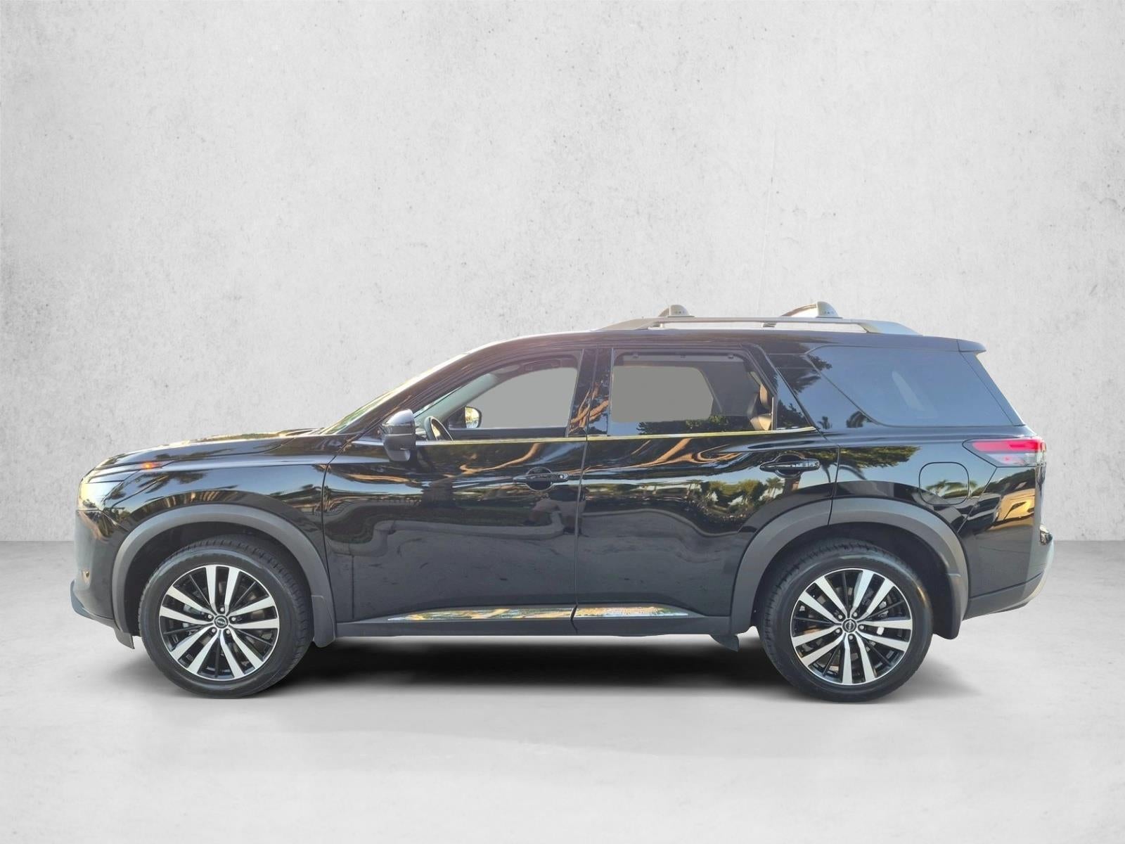 2024 Nissan Pathfinder Platinum 2WD