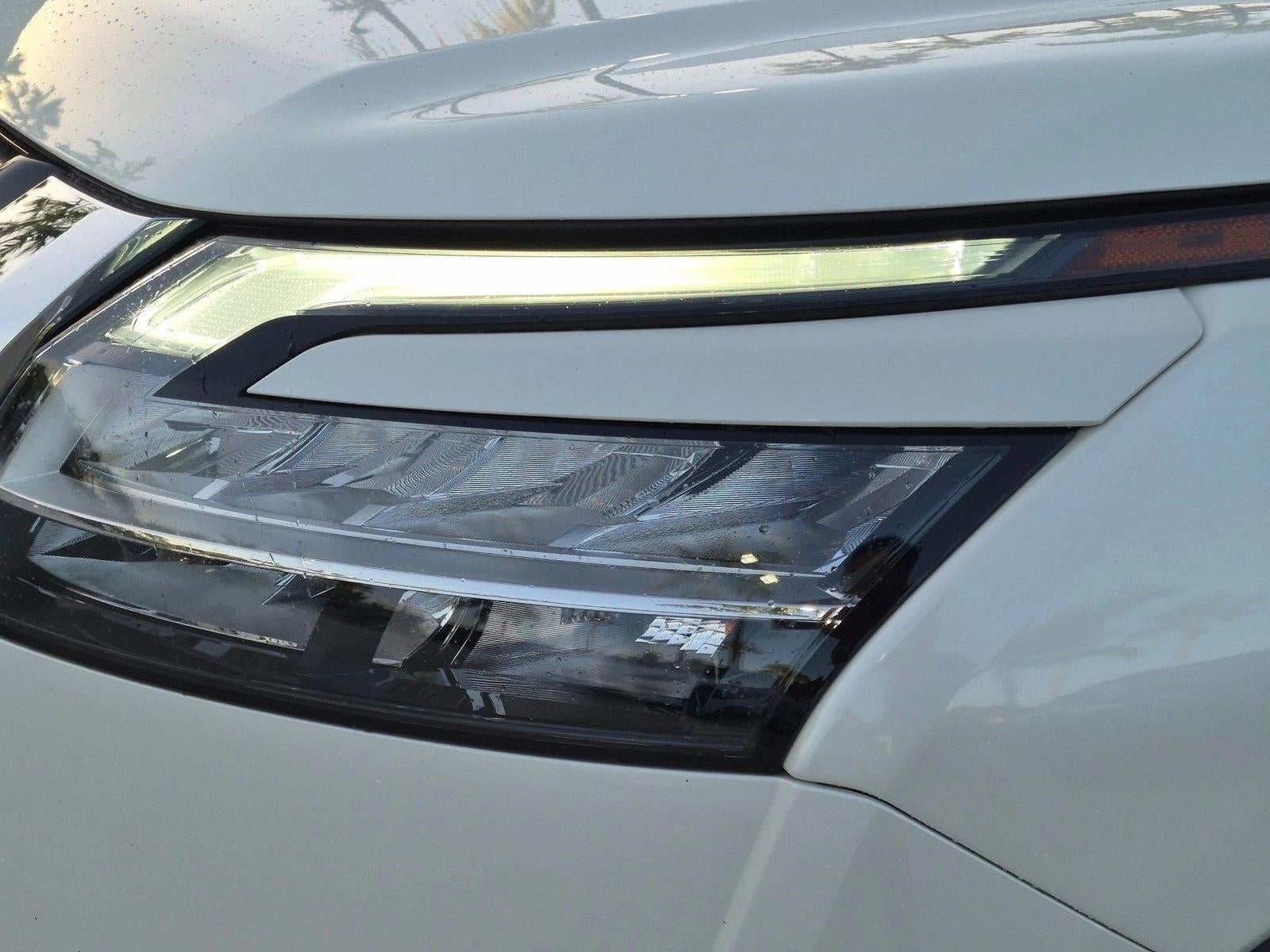2022 Nissan Pathfinder Platinum 2WD