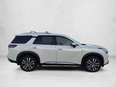 2022 Nissan Pathfinder Platinum 2WD