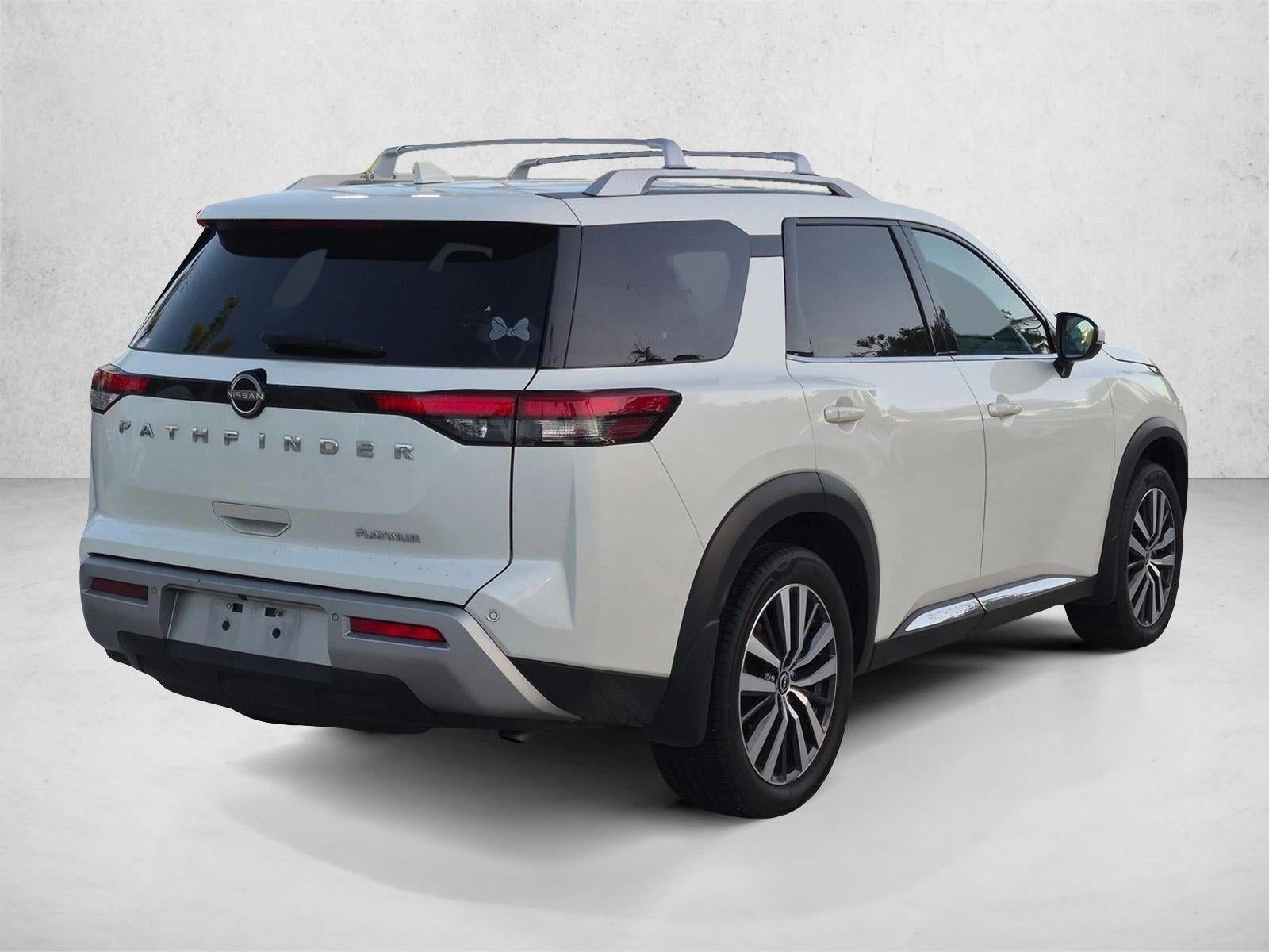 2022 Nissan Pathfinder Platinum 2WD