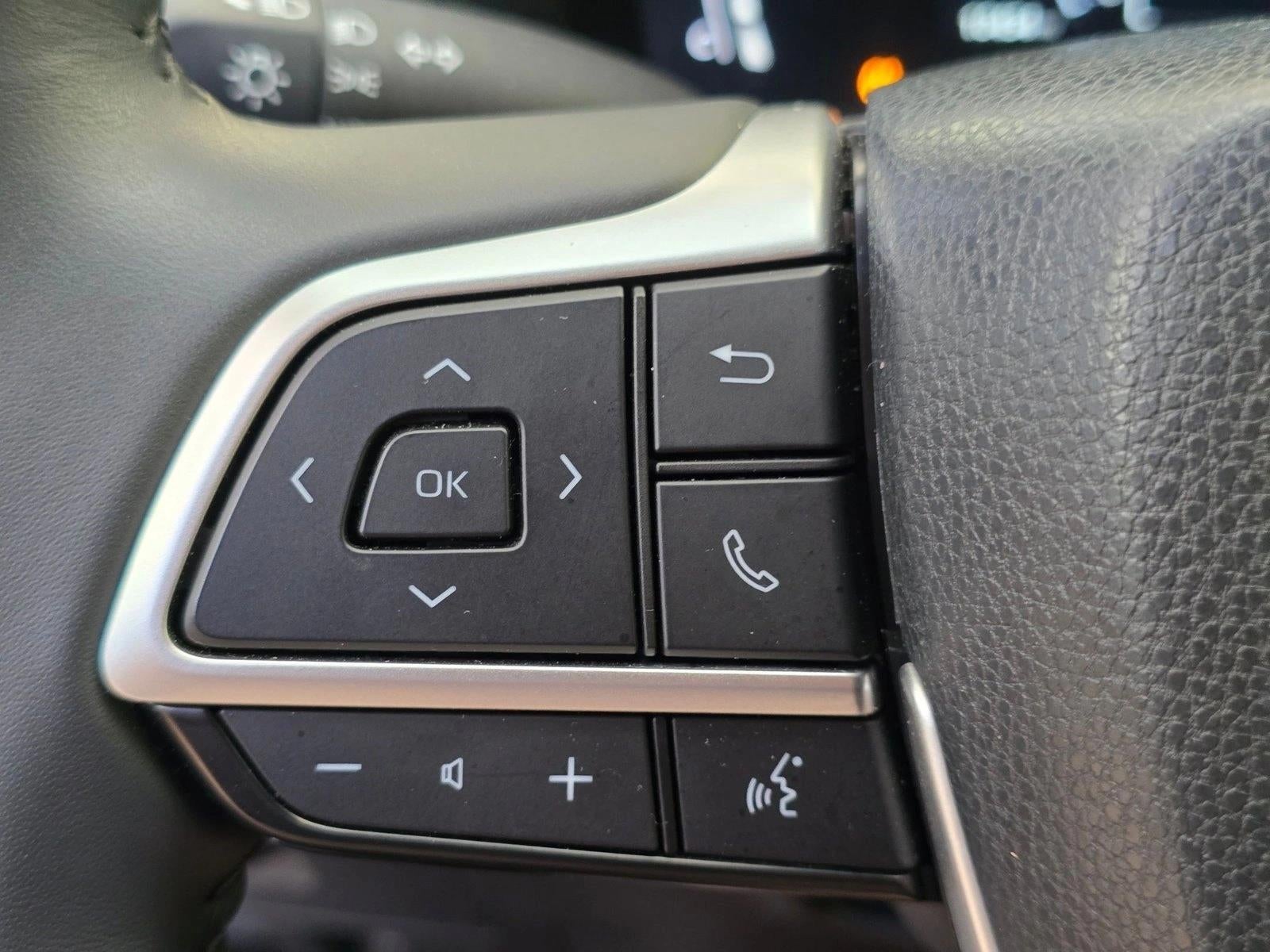 2025 Toyota Grand Highlander XLE FWD (Natl)