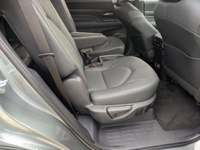 2025 Toyota Grand Highlander Platinum AWD (Natl)