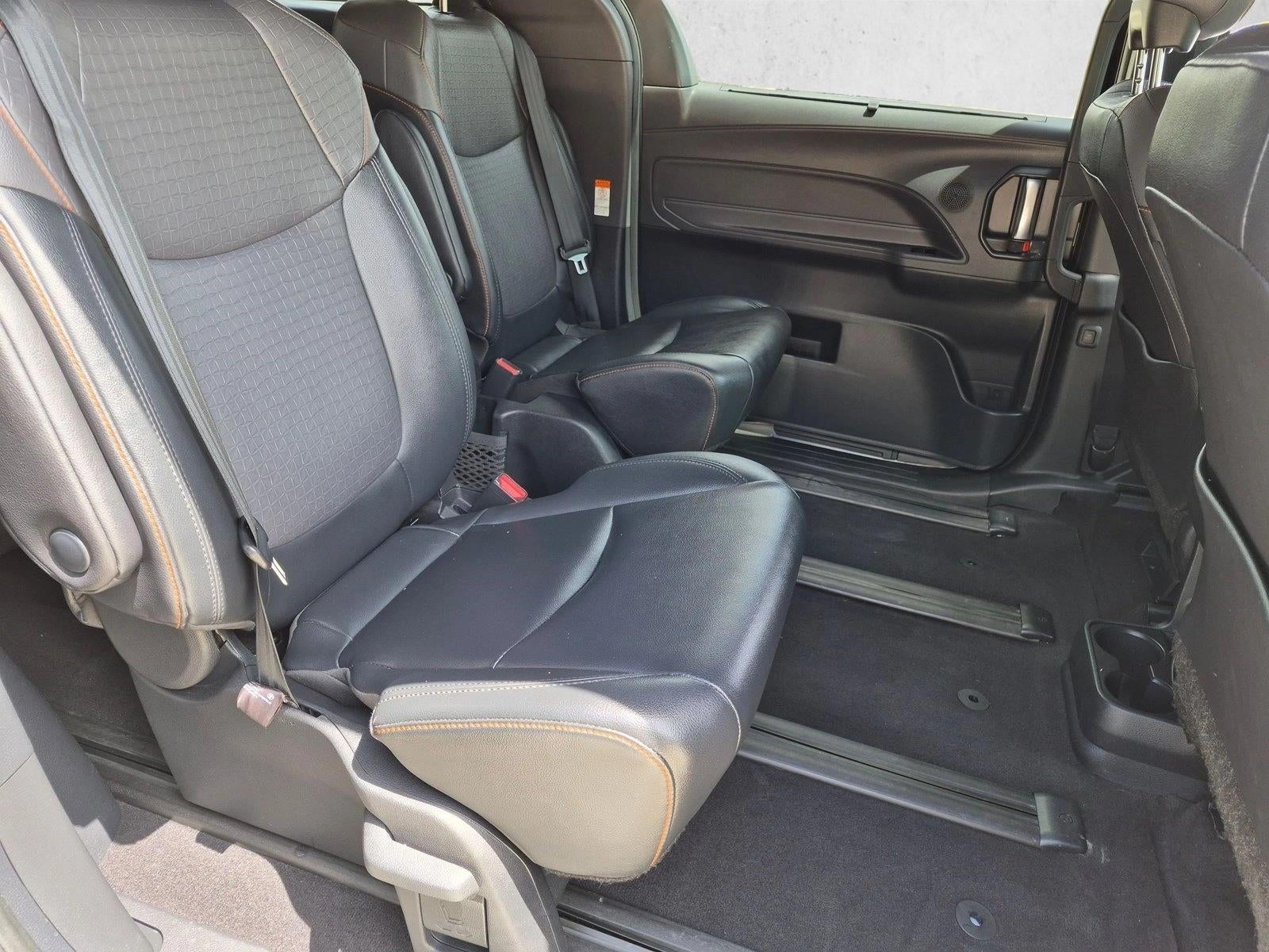 2021 Toyota Sienna XSE FWD 7-Passenger (Natl)