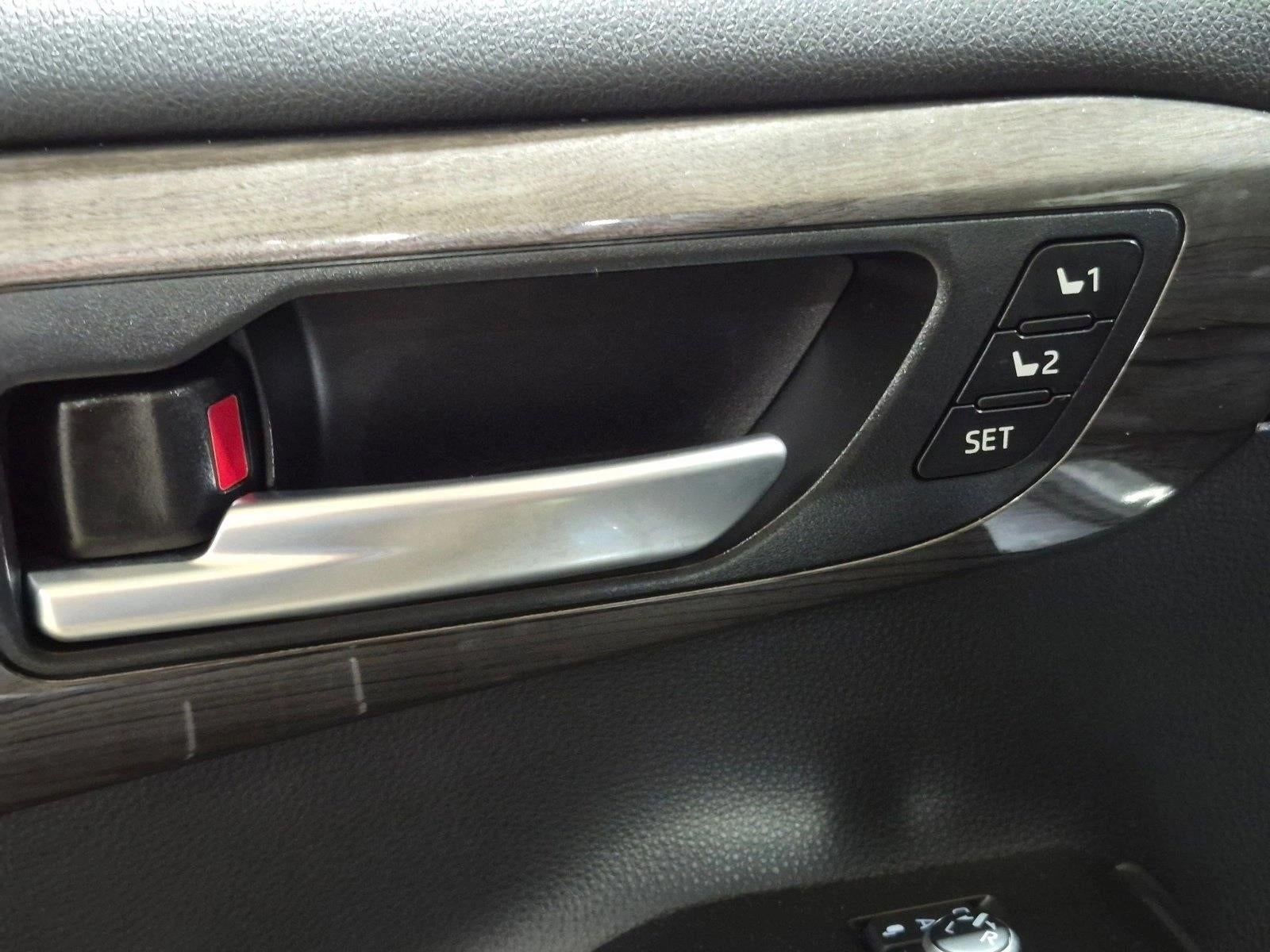 2024 Toyota Highlander Hybrid Platinum FWD (Natl)