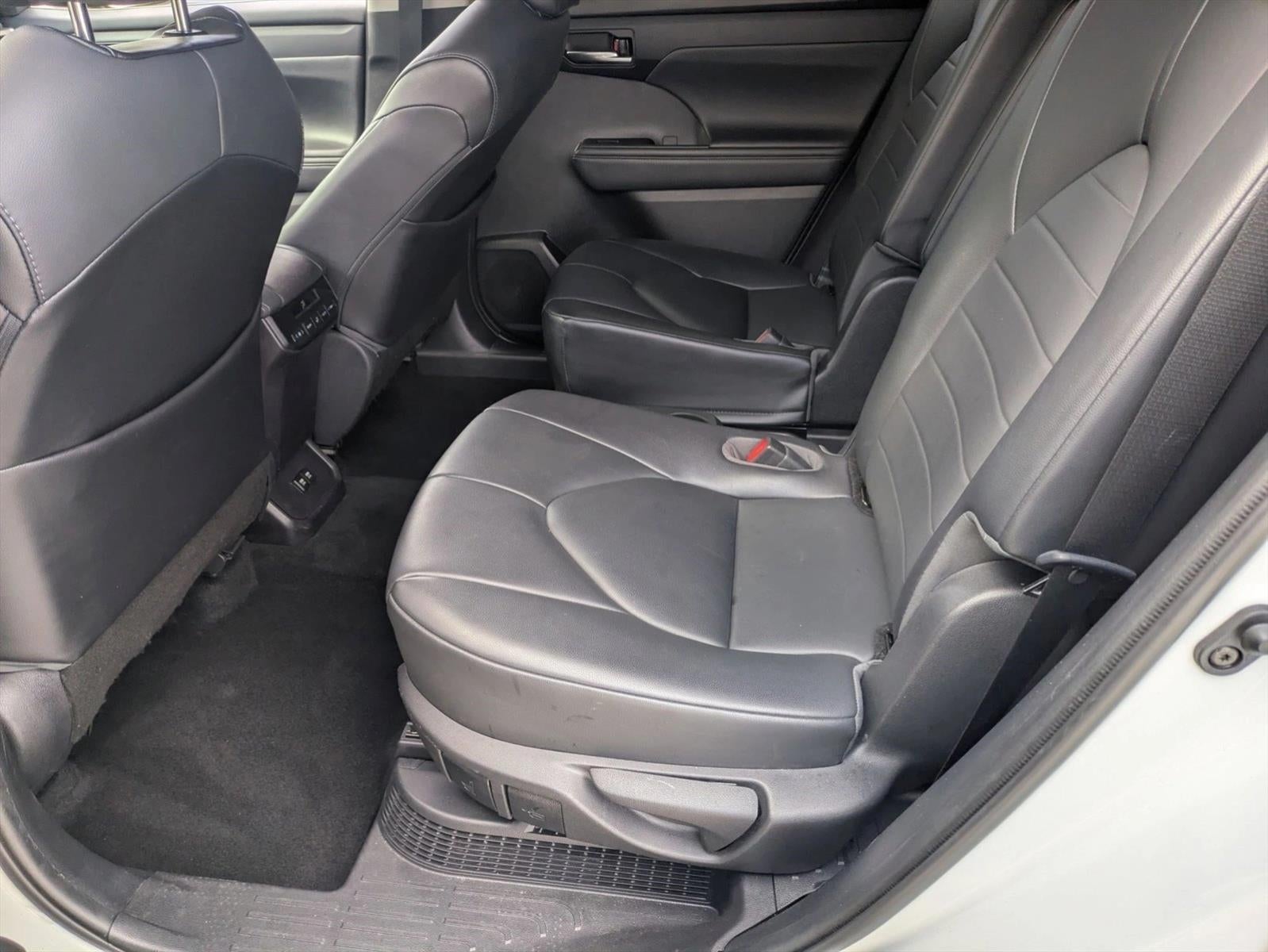 2021 Toyota Highlander Hybrid XLE FWD (Natl)